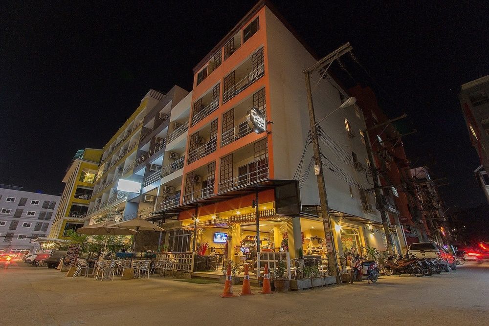 Отель Cool Sea House Patong Экстерьер фото